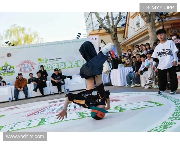 杭州滑板队在世界街舞大赛中的意识表现与创意风采分析